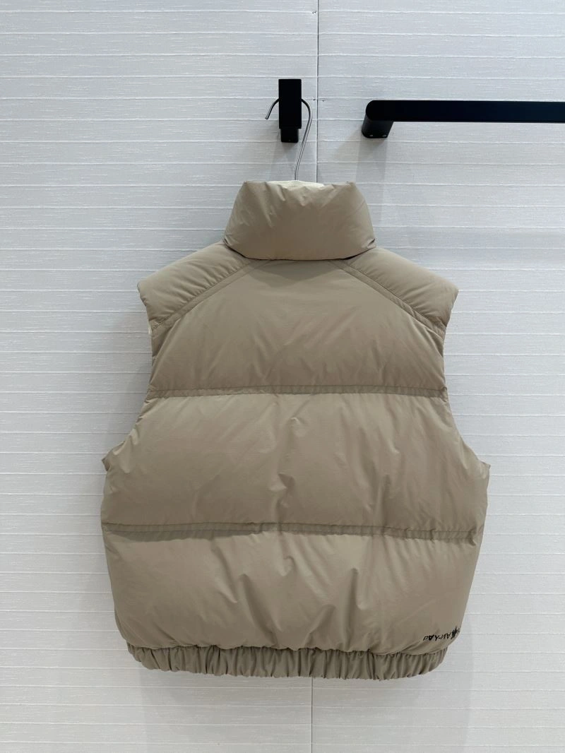 WaterResistant Moncler Down Jackets 144678