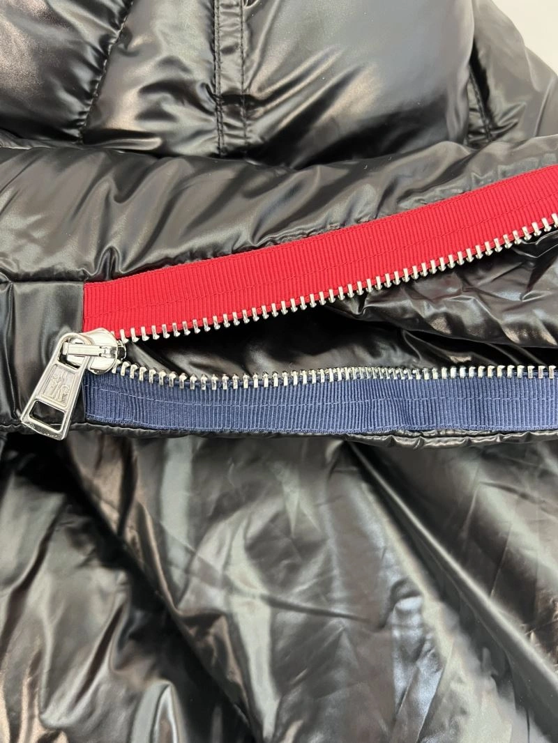 Moncler Down Jackets Original 144682