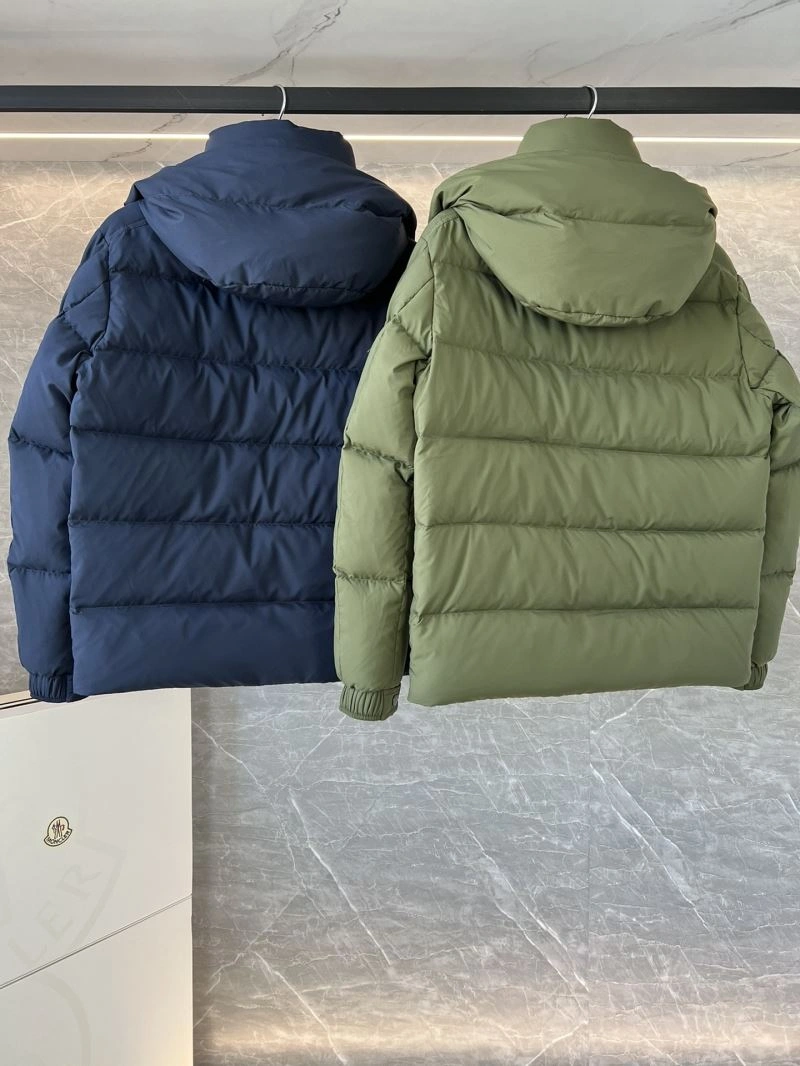 Moncler Down Jackets TravelReady 144679