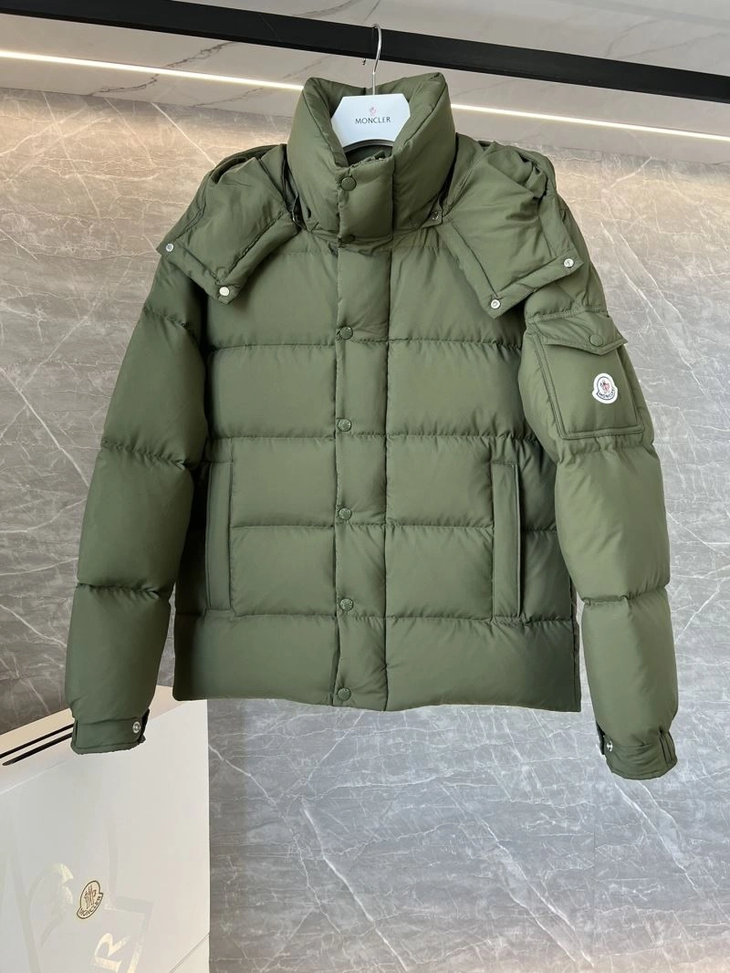 Moncler Down Jackets TravelReady 144679