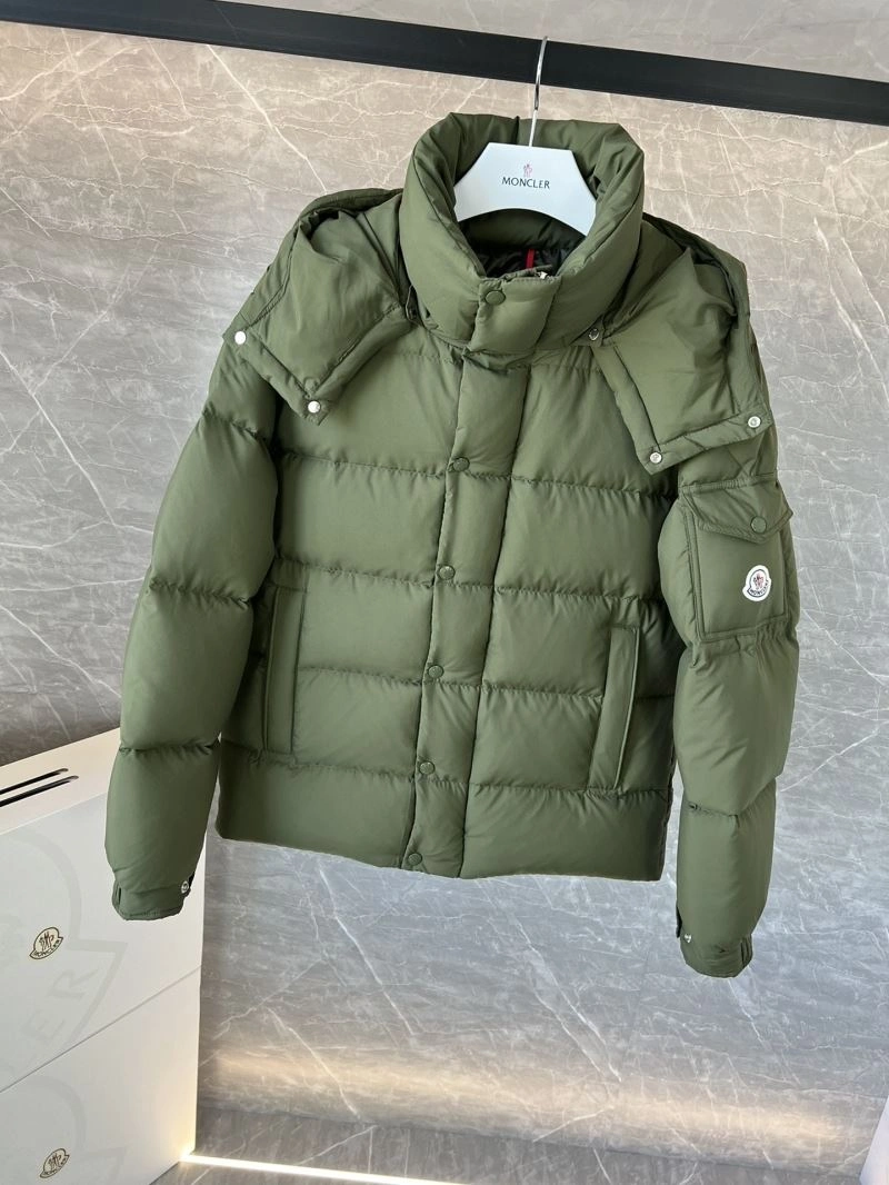 Moncler Down Jackets TravelReady 144679