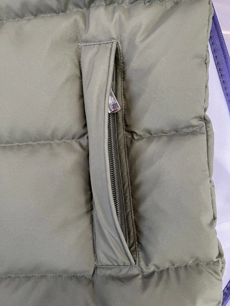 Moncler Down Jackets Breathable 144675