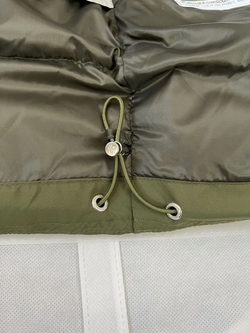 Moncler Down Jackets Breathable 144675