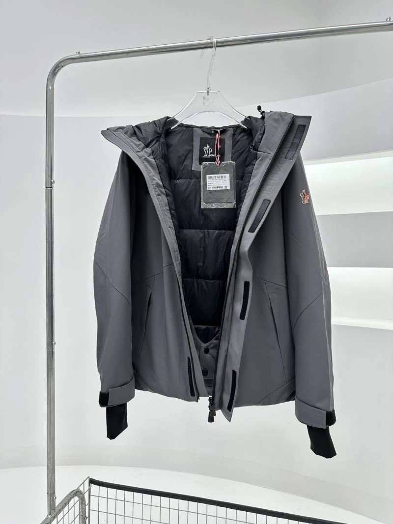 TechFriendly Moncler Down Jackets 144669