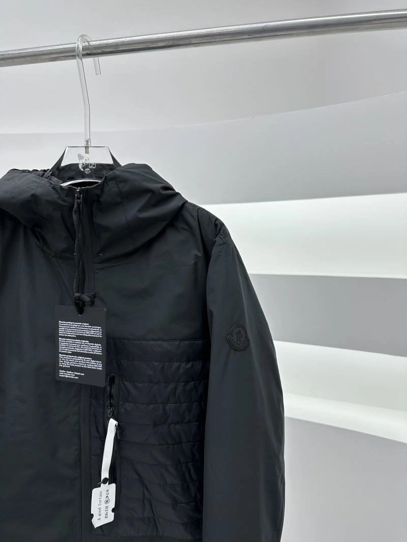 Moncler Down Jackets Compact 144670