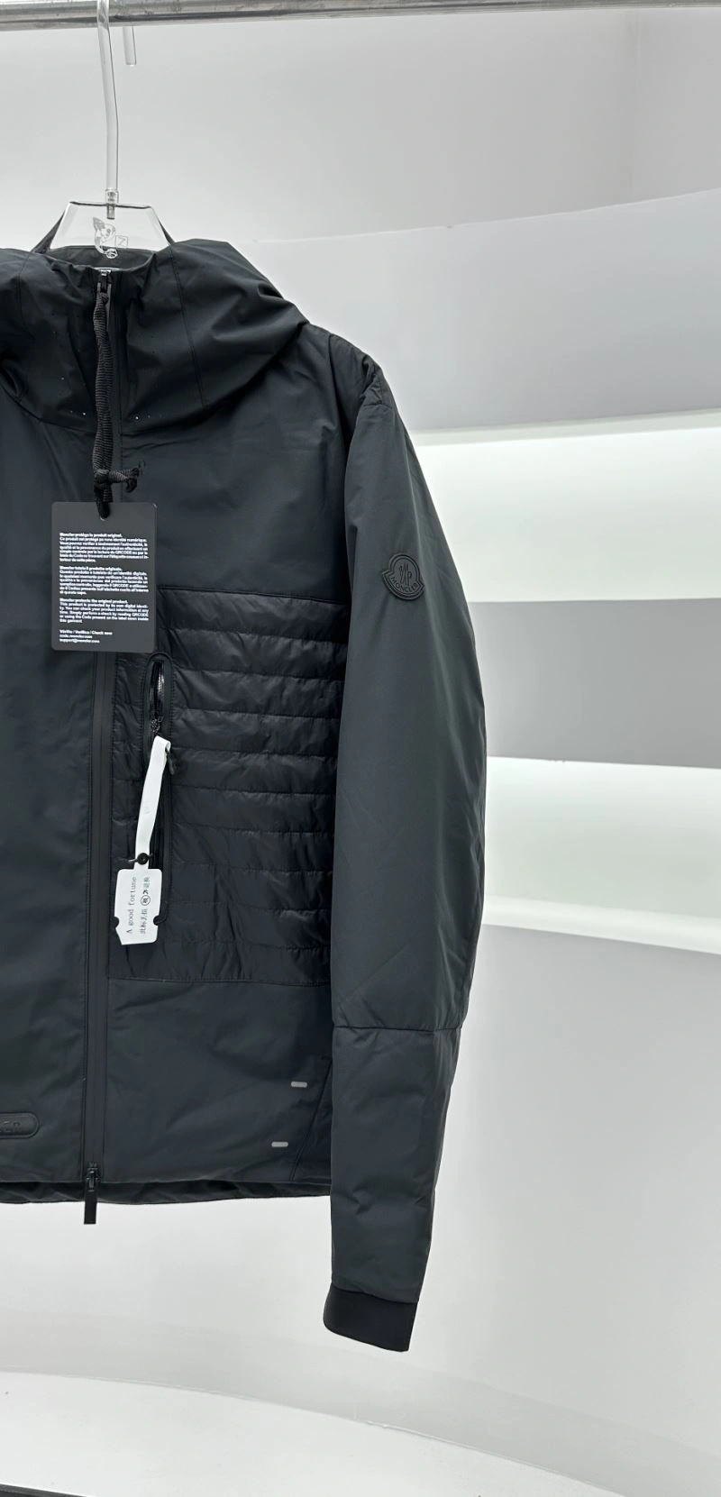 Moncler Down Jackets Compact 144670