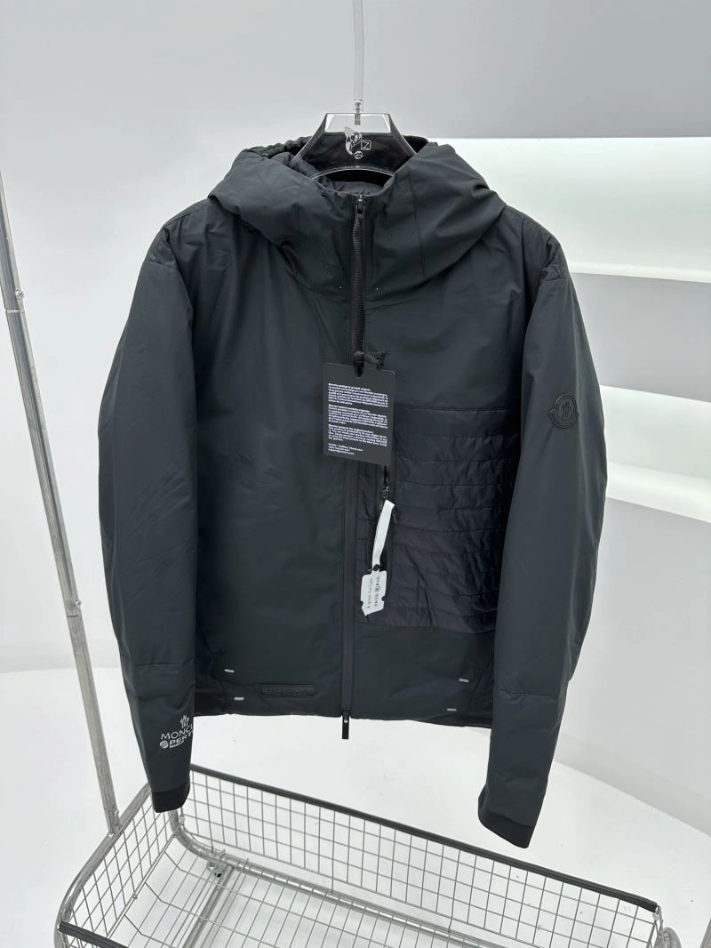 Moncler Down Jackets Compact 144670