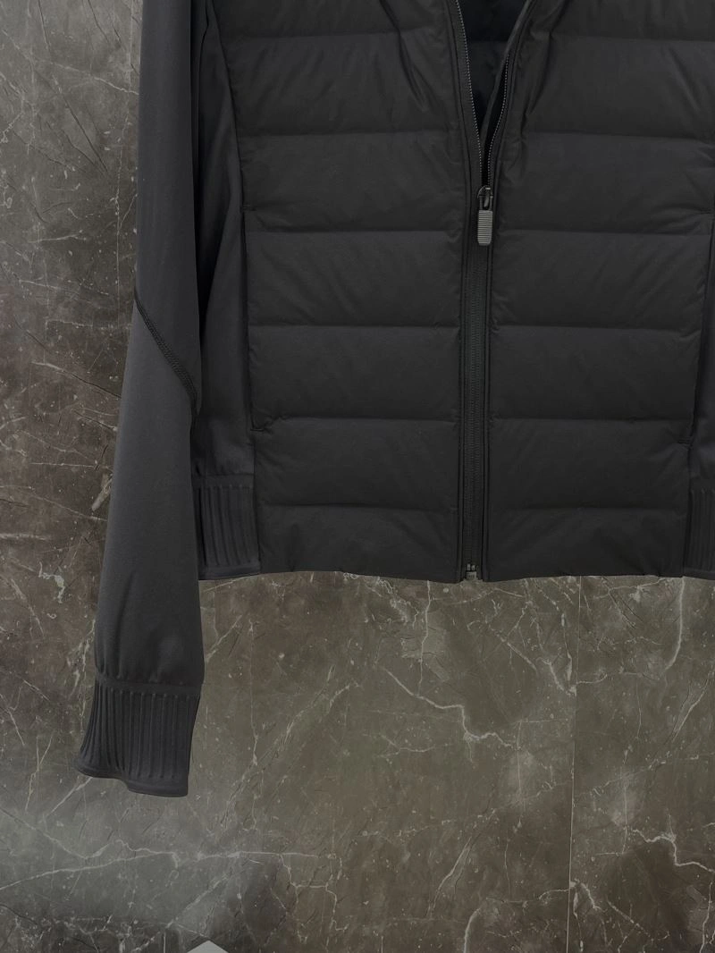 Moncler Down Jackets Bold 144652
