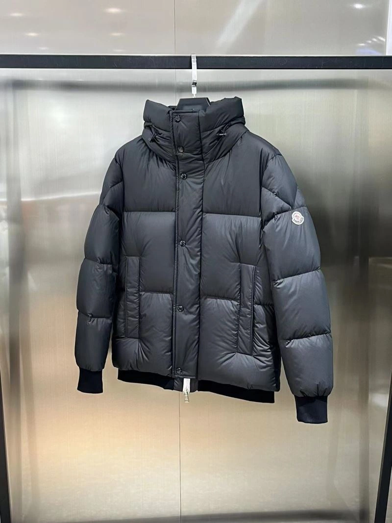 Unique Moncler Down Jackets 144662