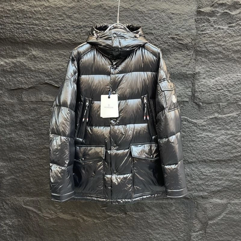 WellDesigned Moncler Down Jackets 144647