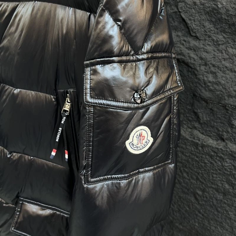 WellDesigned Moncler Down Jackets 144647