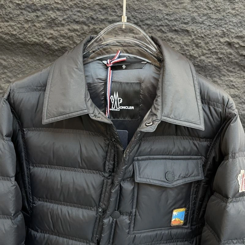 Moncler Down Jackets Colorful 144661