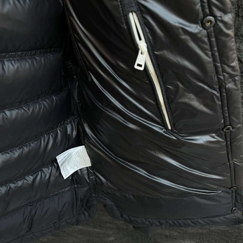 Moncler Down Jackets Colorful 144661