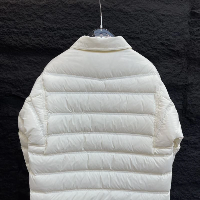 Moncler Down Jackets ComfortFit 144656