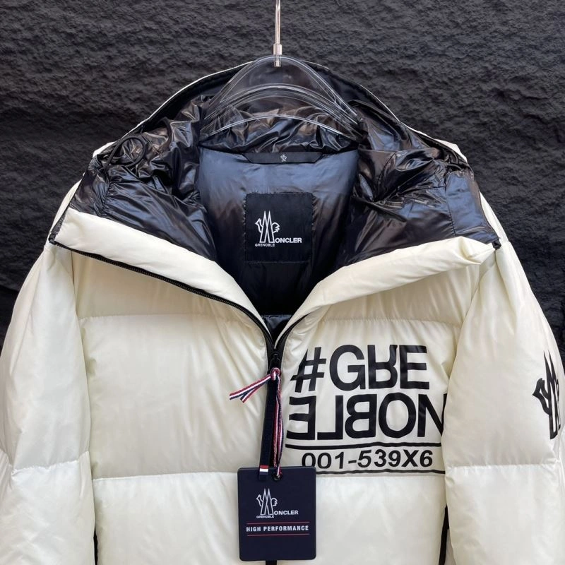 Moncler Down Jackets Trendsetting 144653