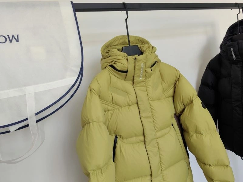 OnTrend Moncler Down Jackets 144646
