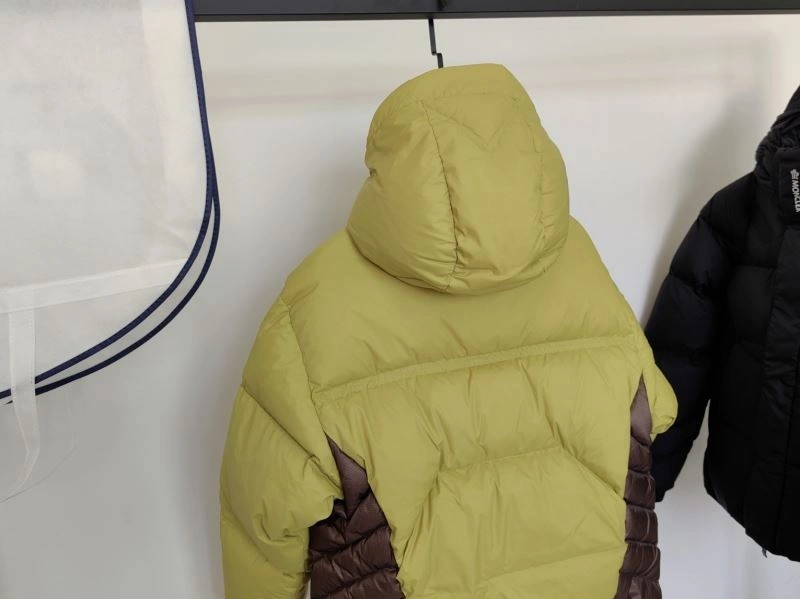 OnTrend Moncler Down Jackets 144646