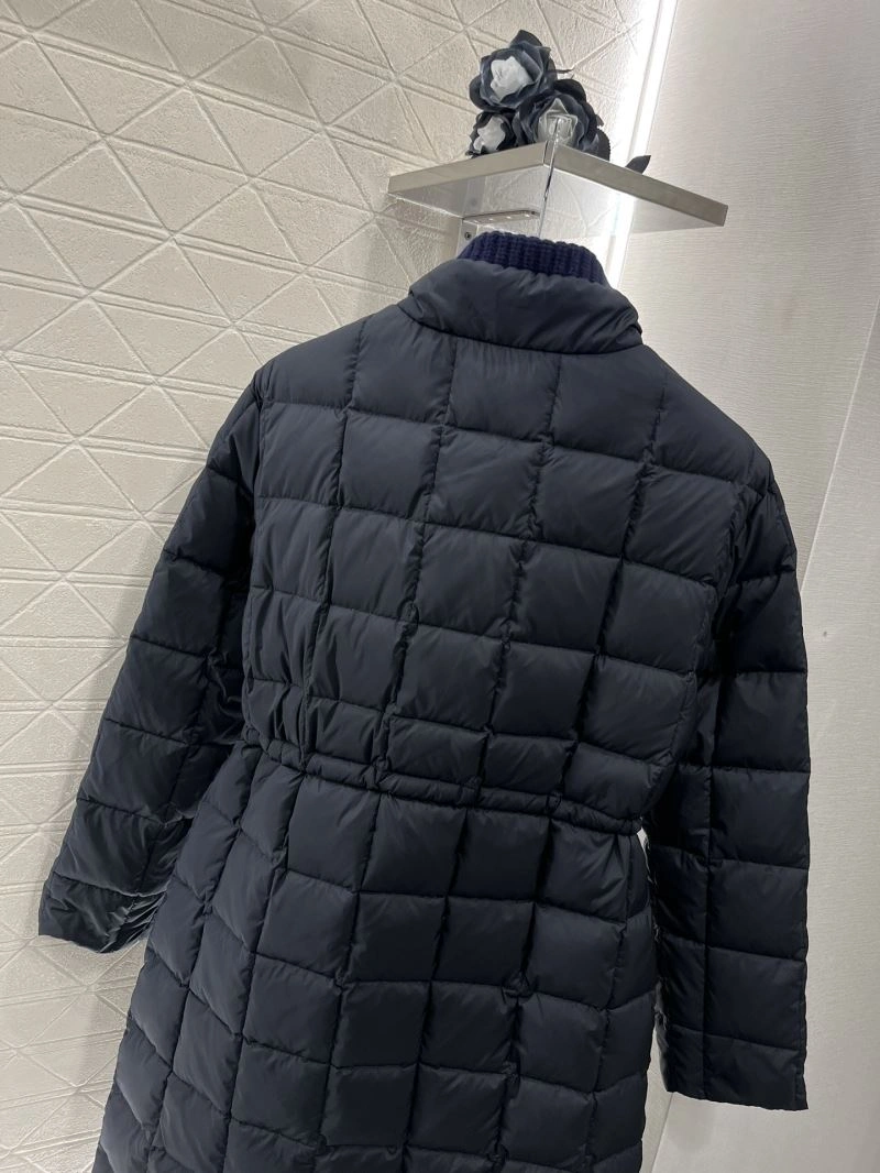 Moncler Down Jackets Durable 144637