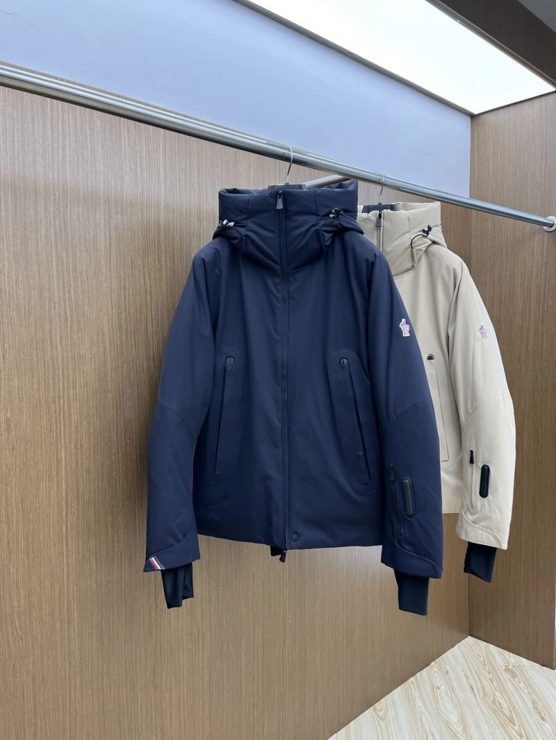 Moncler Down Jackets Bright 144668