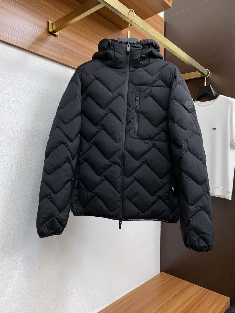 Moncler Down Jackets Youthful 144638