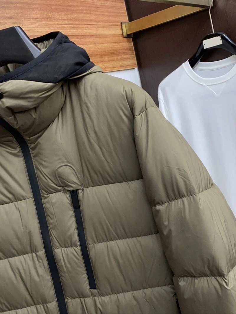 FreshLook Moncler Down Jackets 144640