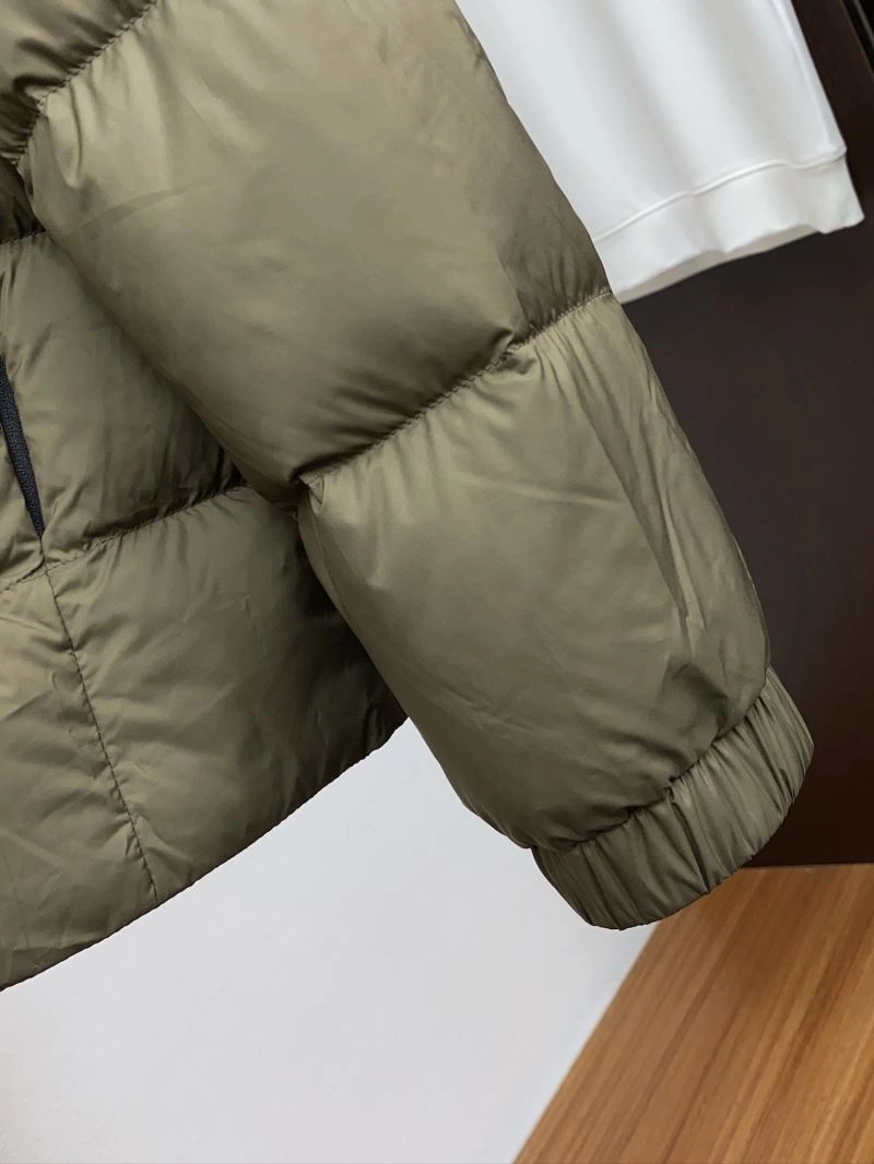 FreshLook Moncler Down Jackets 144640