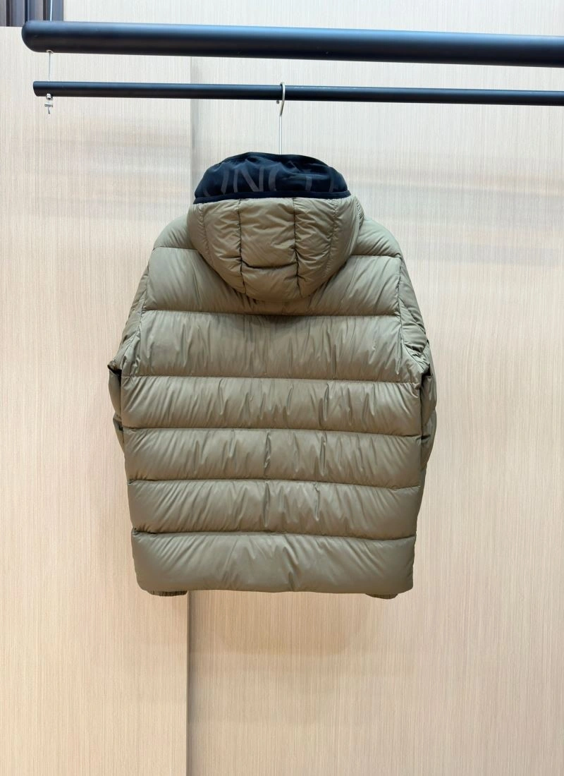Stretchable Moncler Down Jackets 144635