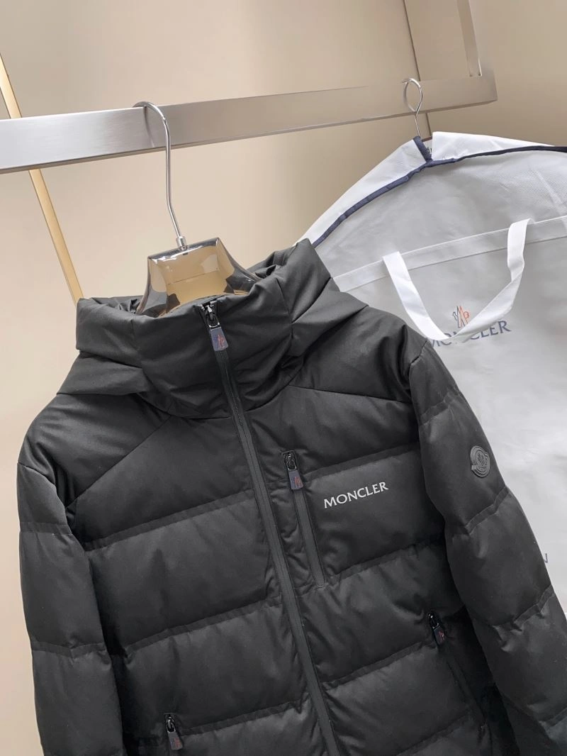 StreetReady Moncler Down Jackets 144631