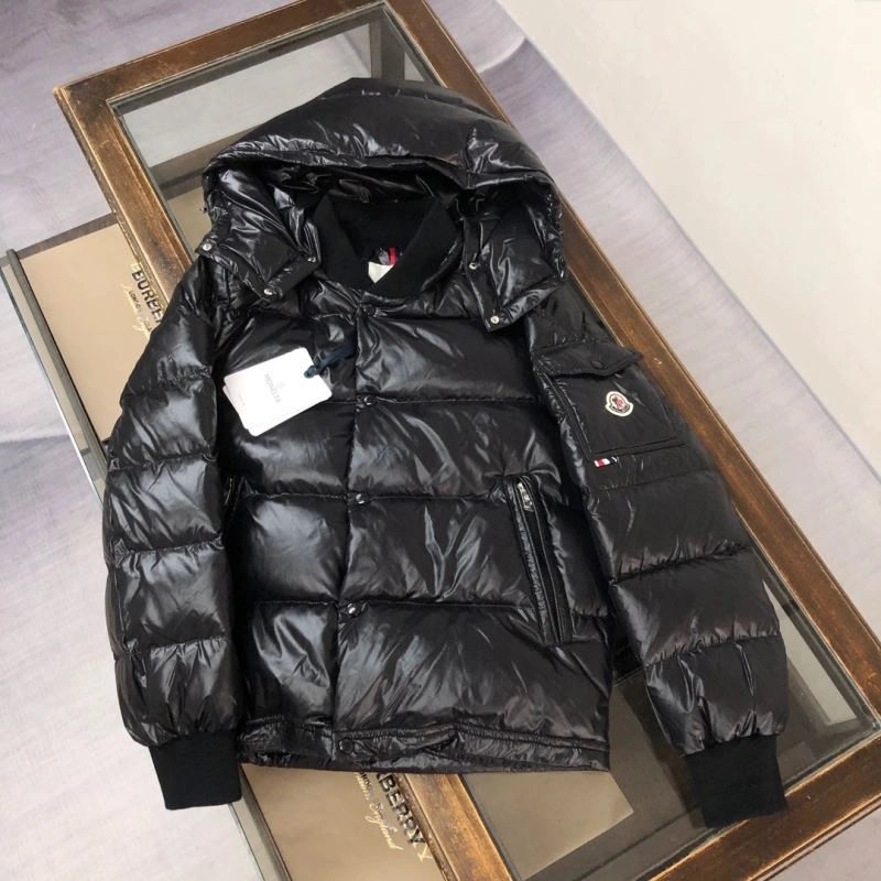 Moncler Down Jackets Minimalist 144625