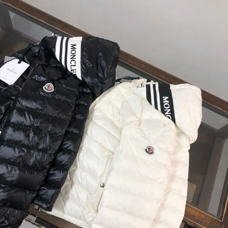 OdorResistant Moncler Down Jackets 144618