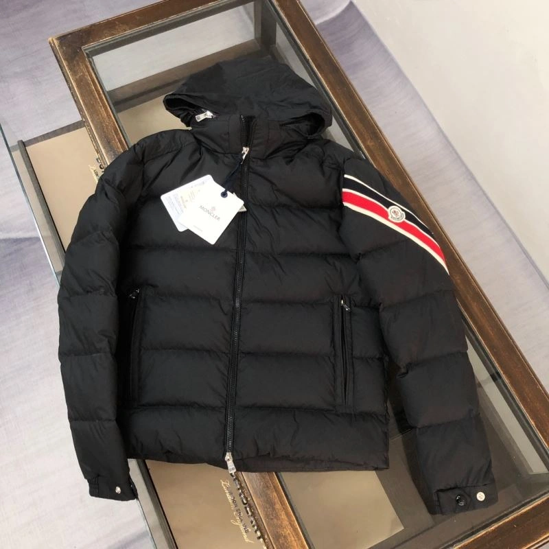 Moncler Down Jackets Tailored 144615