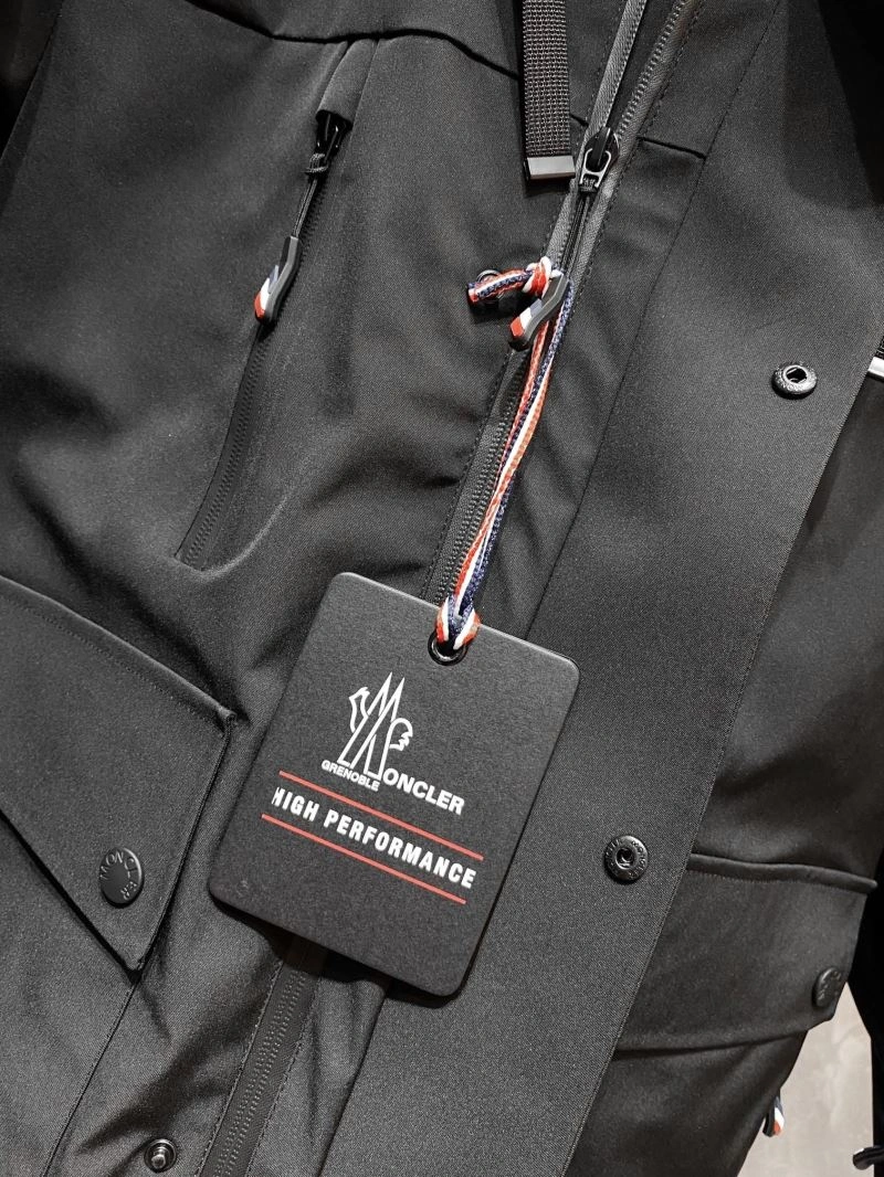 TechFriendly Moncler Down Jackets 144623