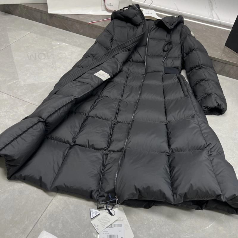 Moncler Down Jackets Stretchable 144621