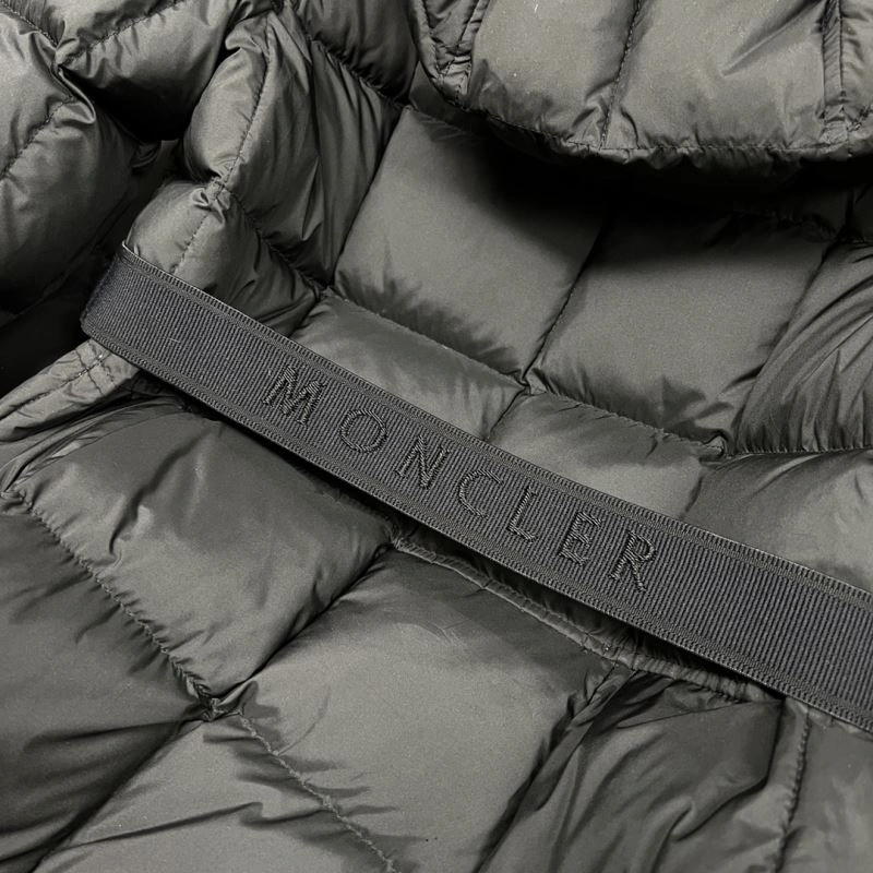 Moncler Down Jackets Stretchable 144621