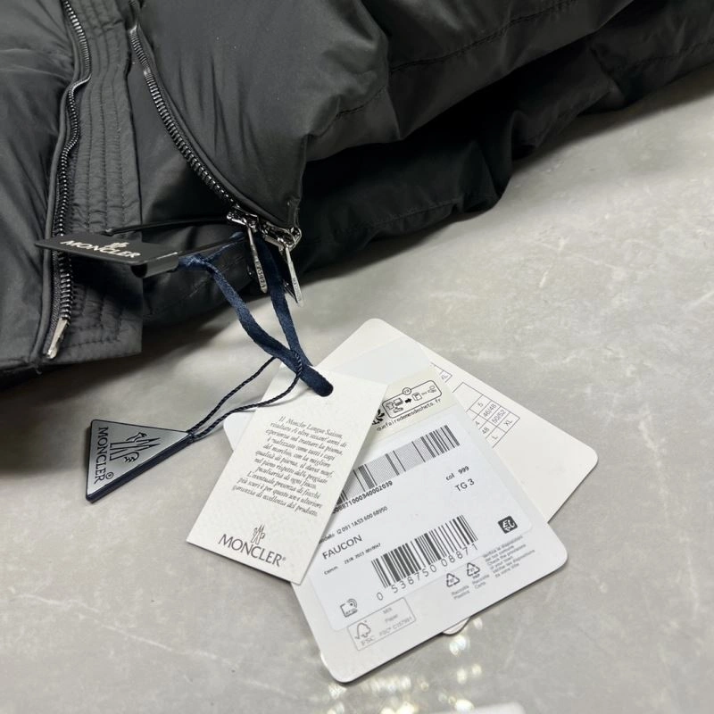 Moncler Down Jackets Stretchable 144621