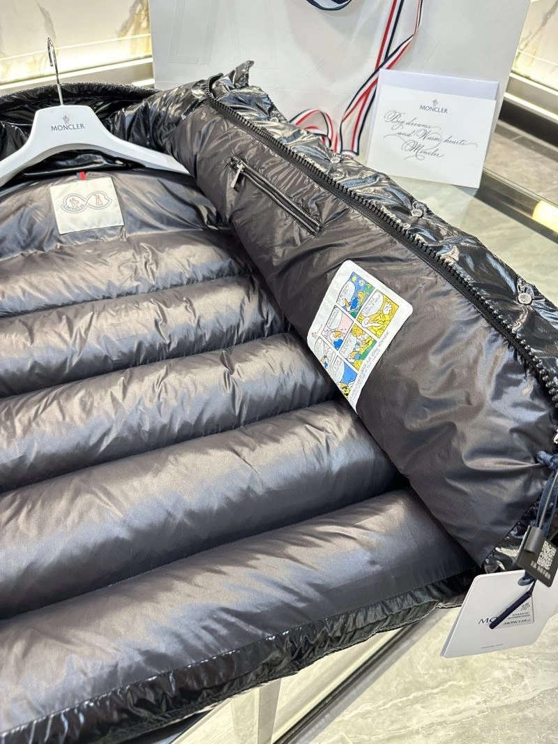 Moncler Down Jackets DailyWear 144608
