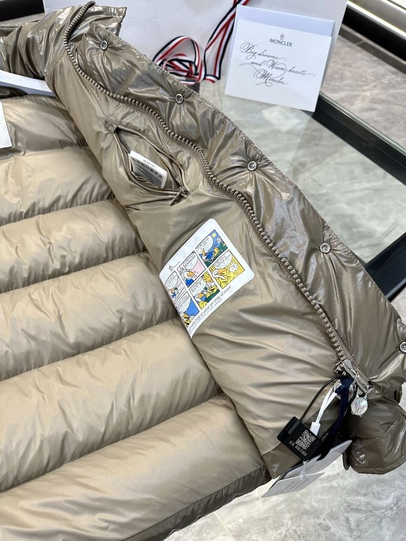 UrbanChic Moncler Down Jackets 144607