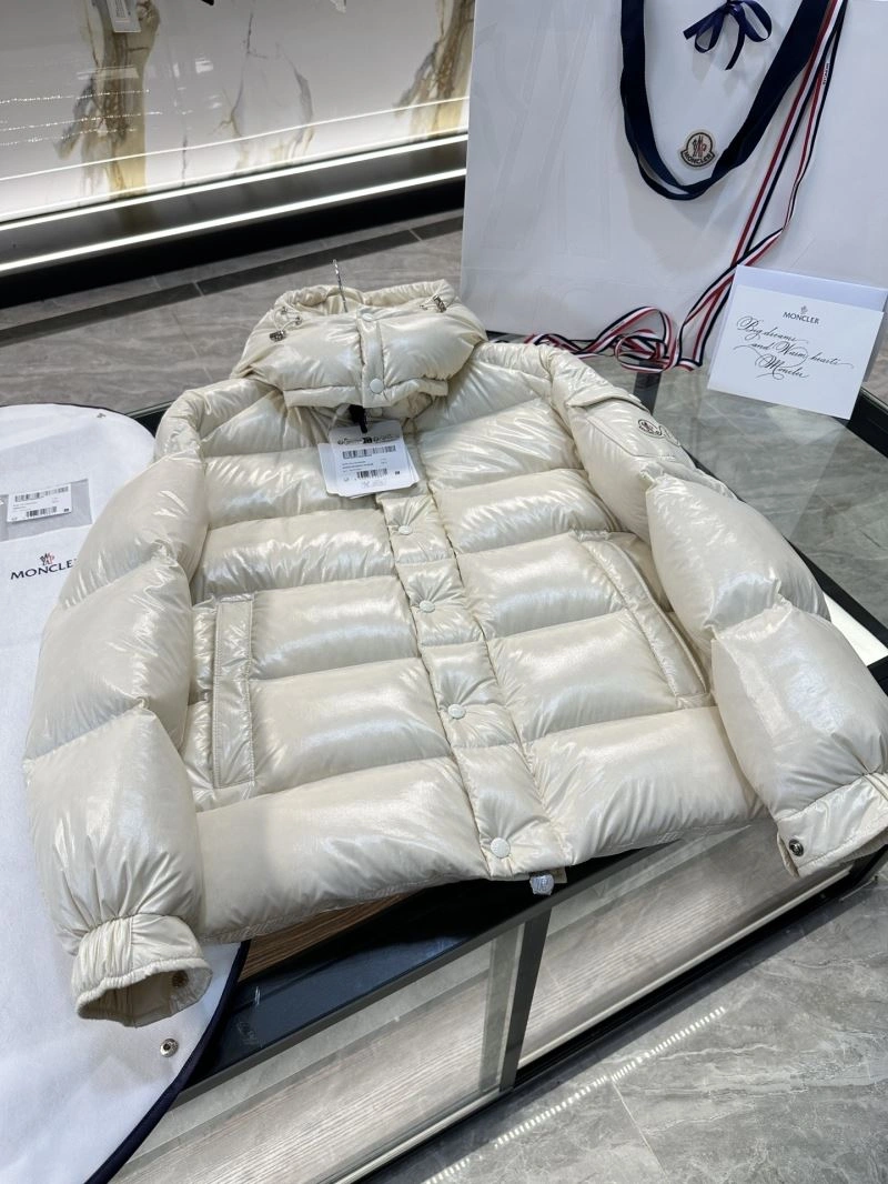 TravelReady Moncler Down Jackets 144605