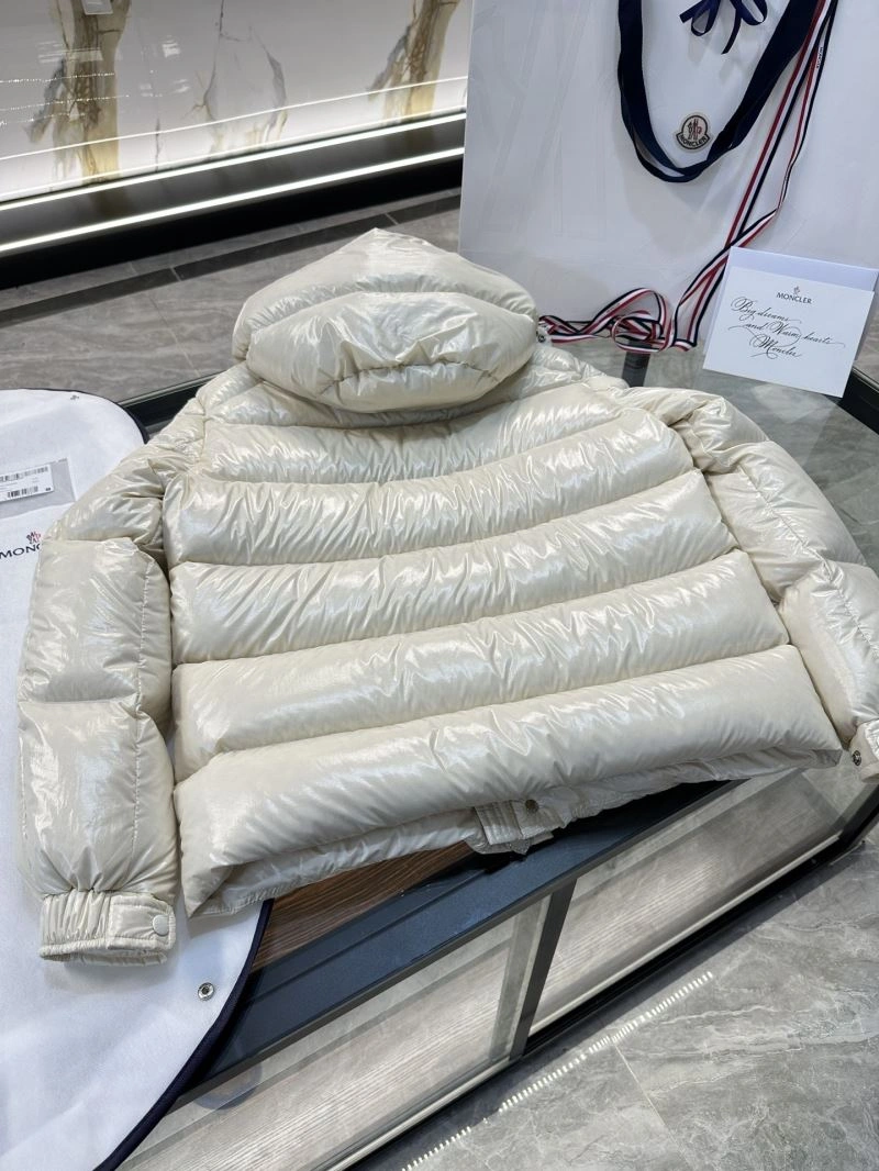 TravelReady Moncler Down Jackets 144605