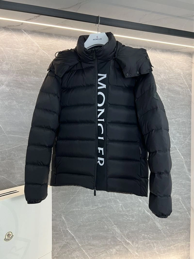 Moncler Down Jackets FashionForward 144603