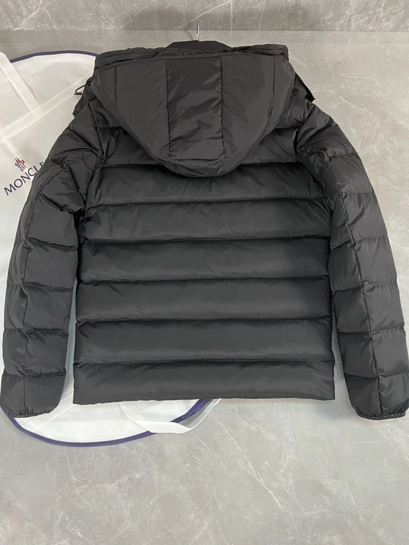 Moncler Down Jackets Cozy 144601