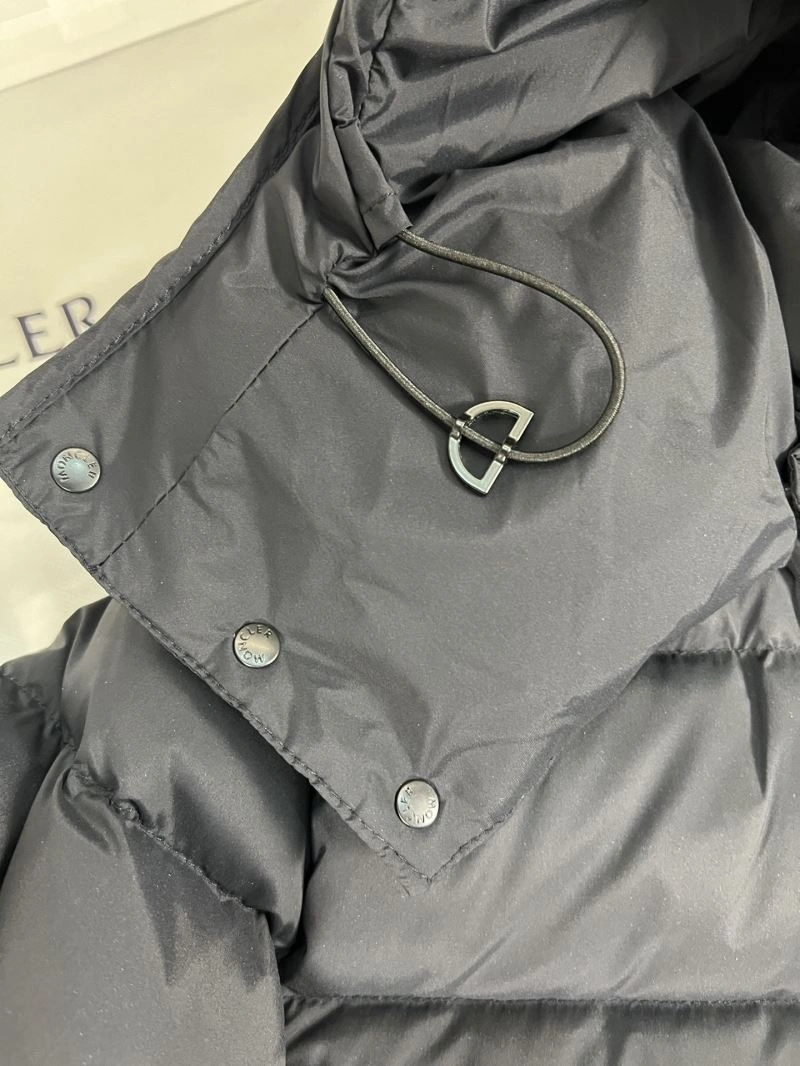 MoistureWicking Moncler Down Jackets 144598