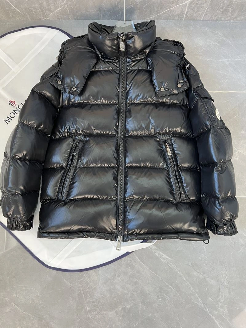 Moncler Down Jackets Cozy 144592