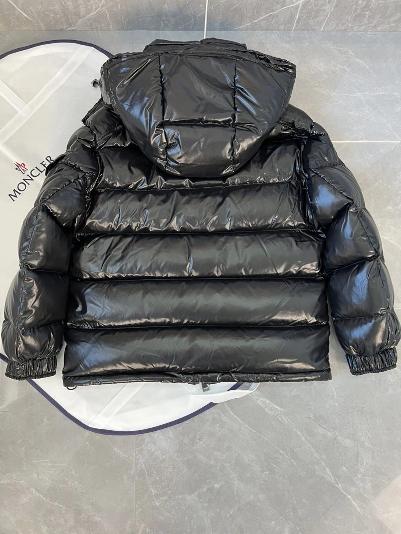 Moncler Down Jackets Cozy 144592