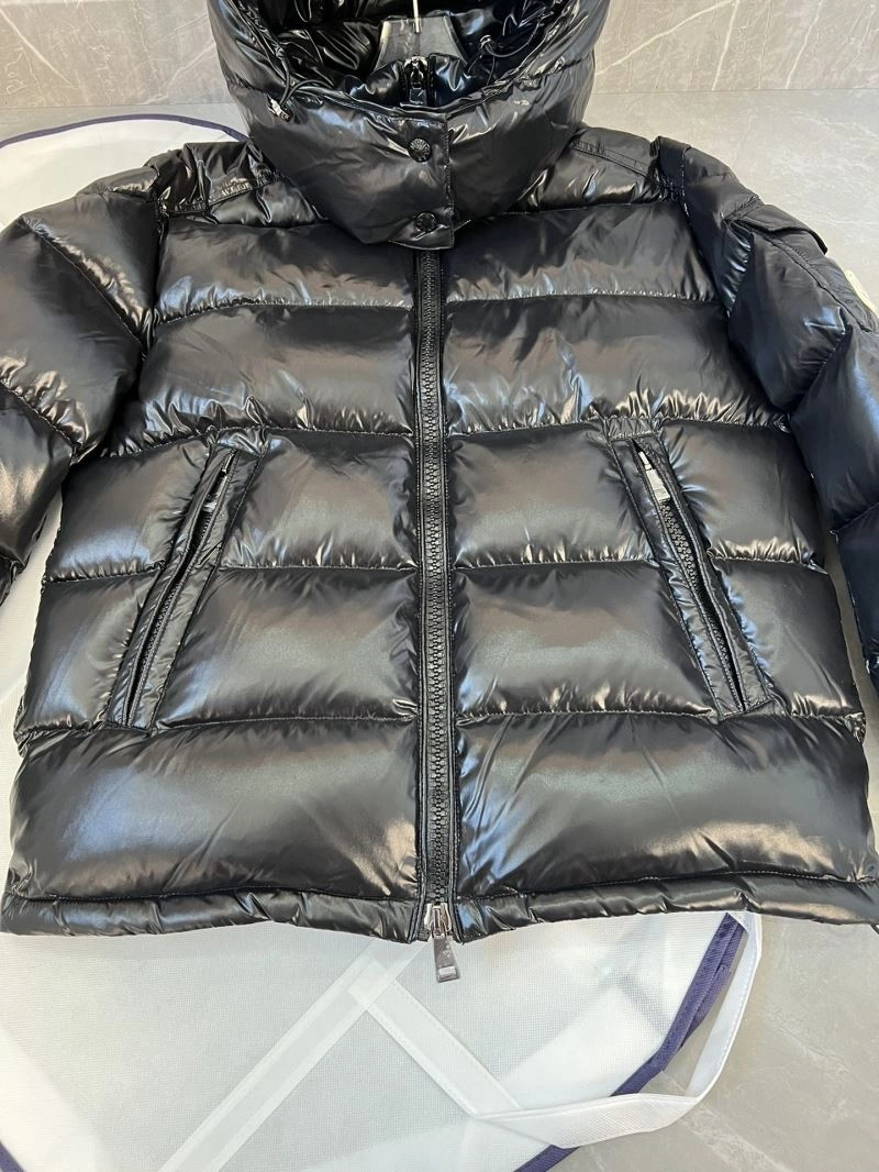 Moncler Down Jackets Cozy 144592