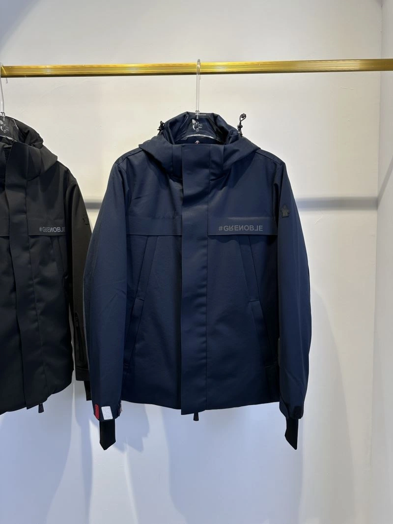 Unique Moncler Down Jackets 144597