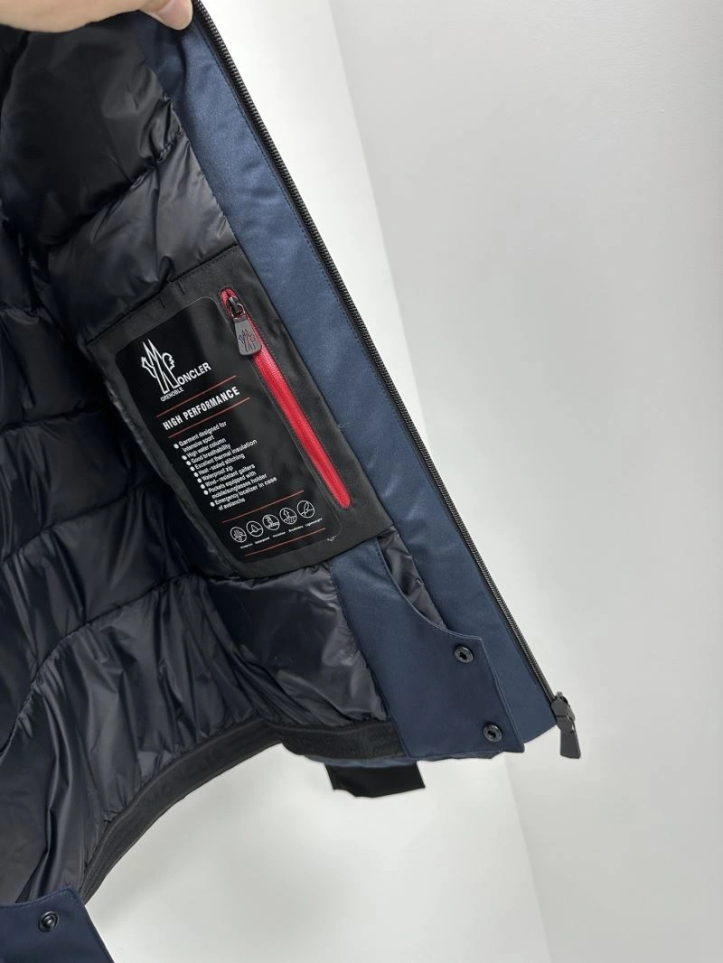 Unique Moncler Down Jackets 144597
