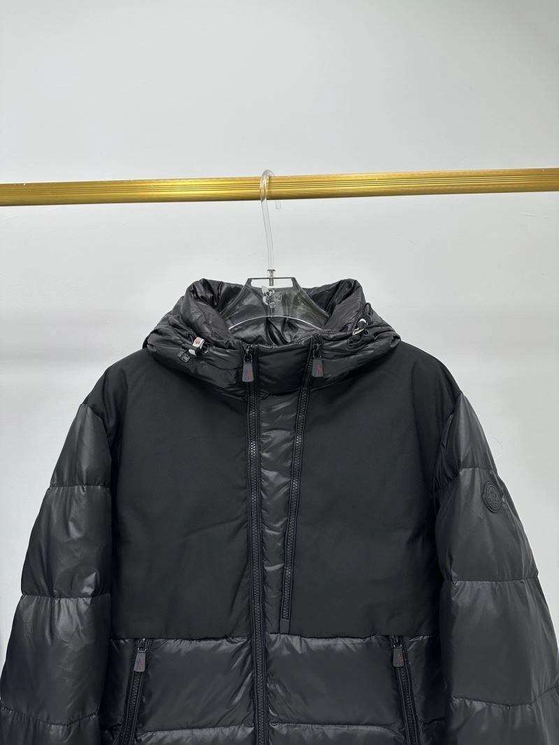 Moncler Down Jackets Cozy 144591