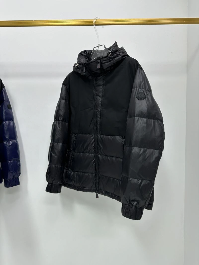 Moncler Down Jackets Cozy 144591