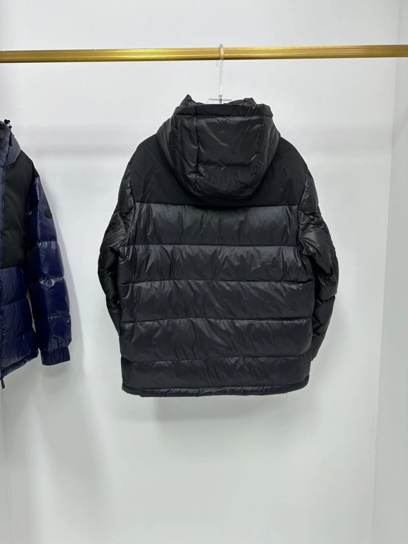 Moncler Down Jackets Cozy 144591